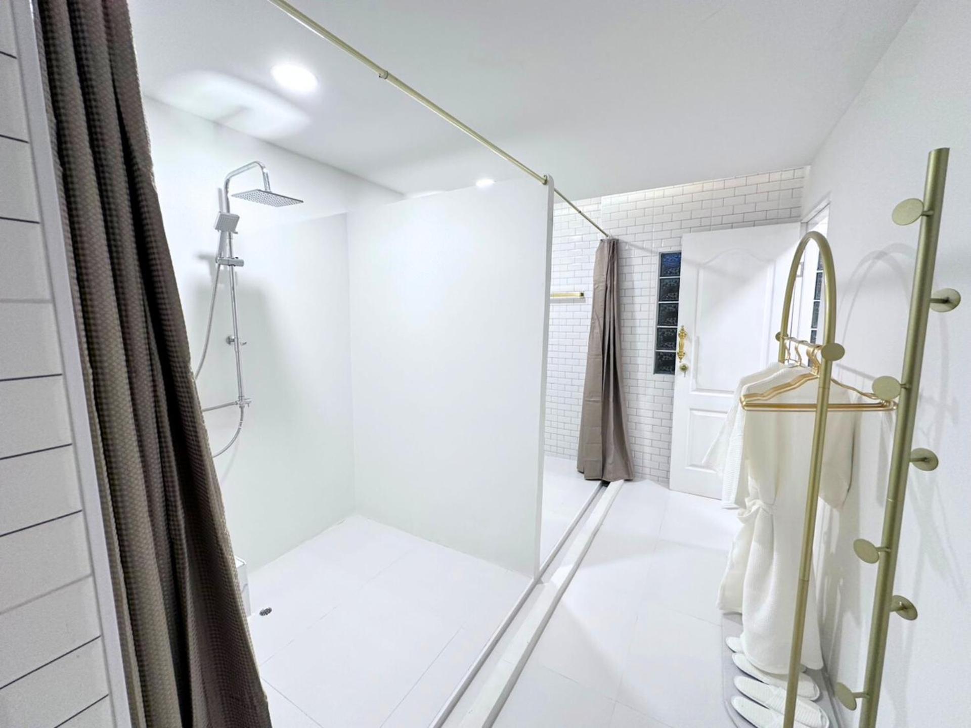 One Dhatu Ayutthaya Premium Homestay Exterior photo