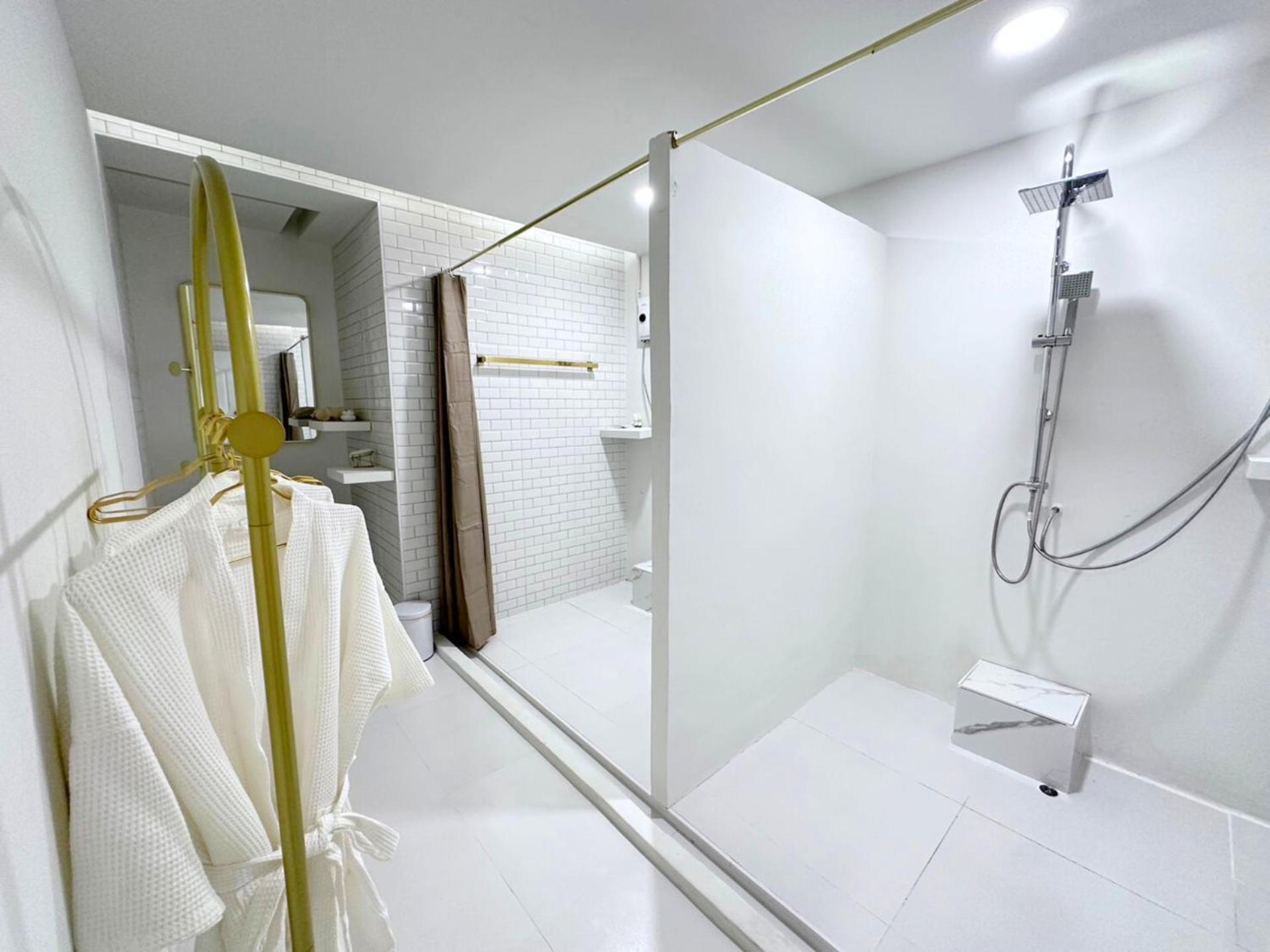 One Dhatu Ayutthaya Premium Homestay Exterior photo
